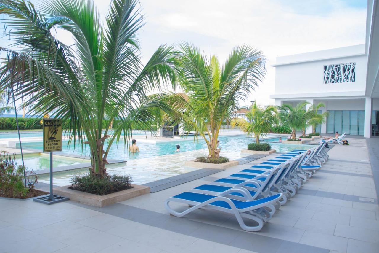 1Br Oceanfront At Arterra, Fast Wifi, Nflix, Kitchen Lapu-Lapu City Exterior foto